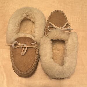 L.L. Bean Tan Shearling Women's Moccasins